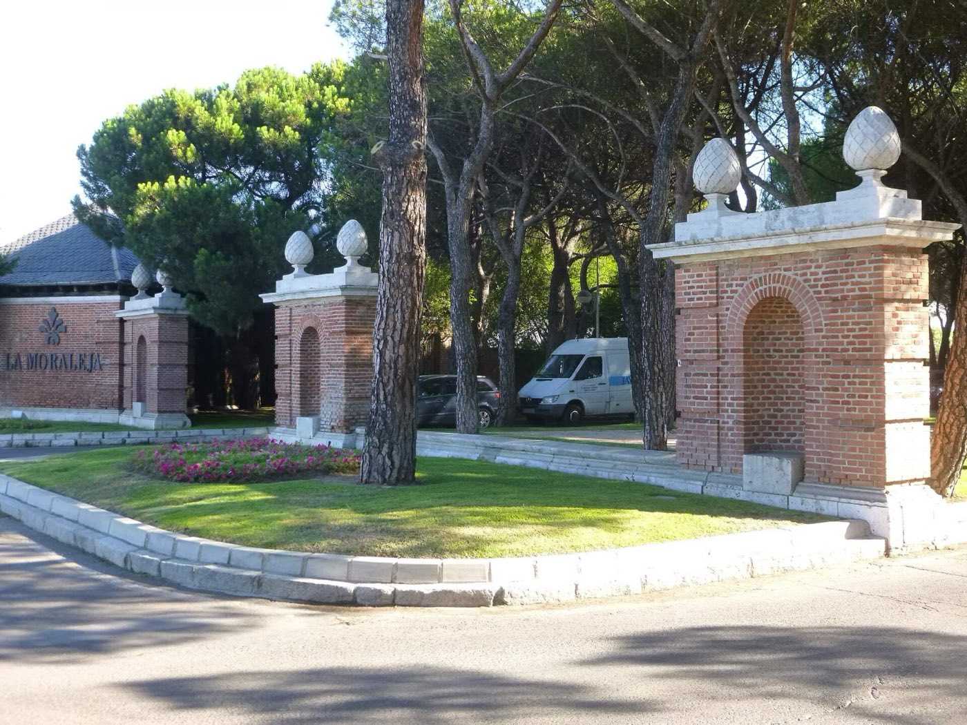 Acceso a La Moraleja, Alcobendas